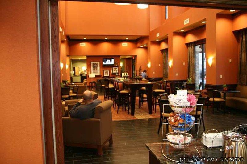 Hampton Inn & Suites Mission Restaurante foto