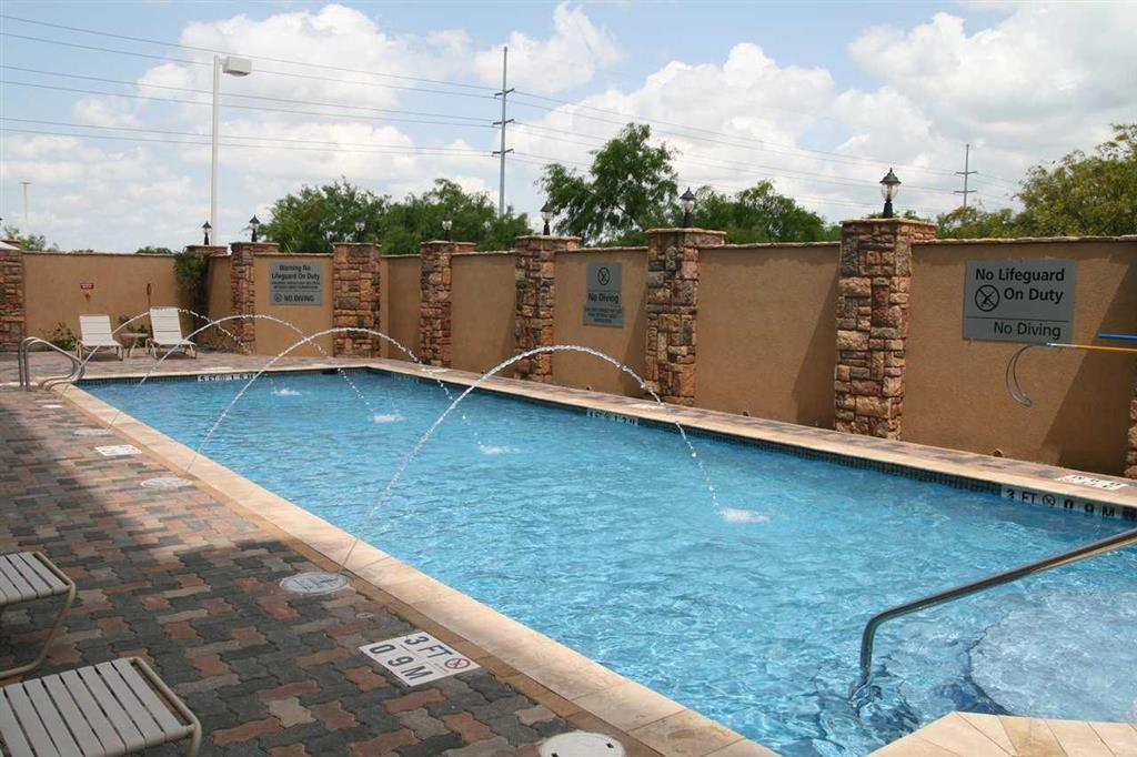 Hampton Inn & Suites Mission Instalações foto